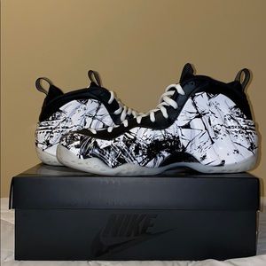 Nike Air Foamposite One (Shattered Backboard).